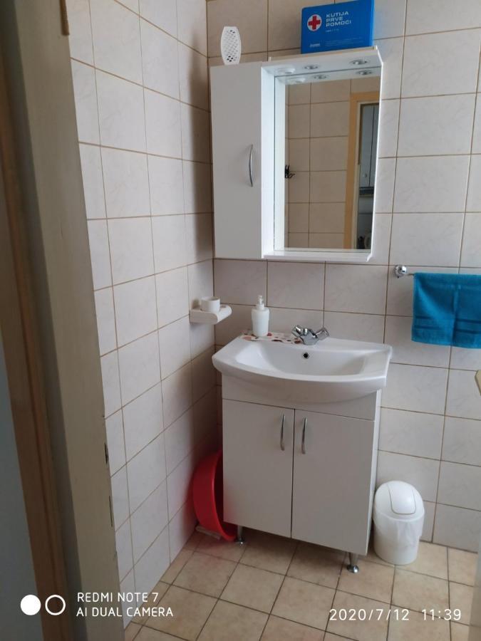 Apartman Ena Vodice Exterior foto
